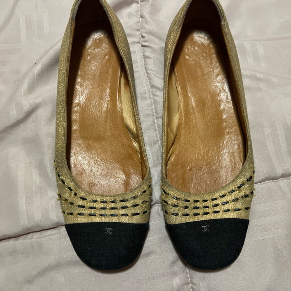 Chanel Black and Tan Women’s loafers